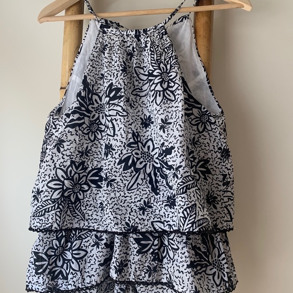 NWT Urban Outfitters Tiered Romper Floral XS/S - Picture 3 of 8